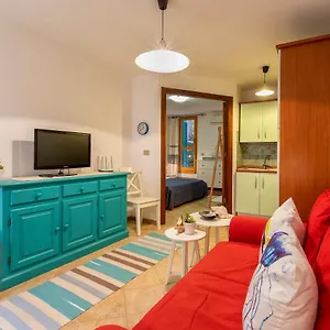 https://appartamento-nel-cuore-del-centro-storico.hotelsalgherosardinia.com
